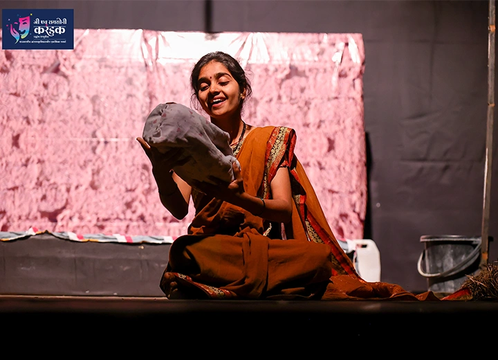 क्षणचित्रे | जी एच रायसोनी करंडक